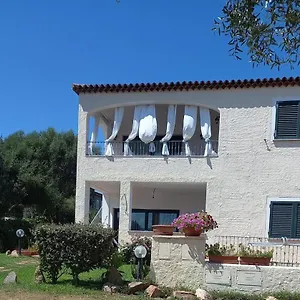 Appartamento Casetta Dei Fiori, Arzachena
